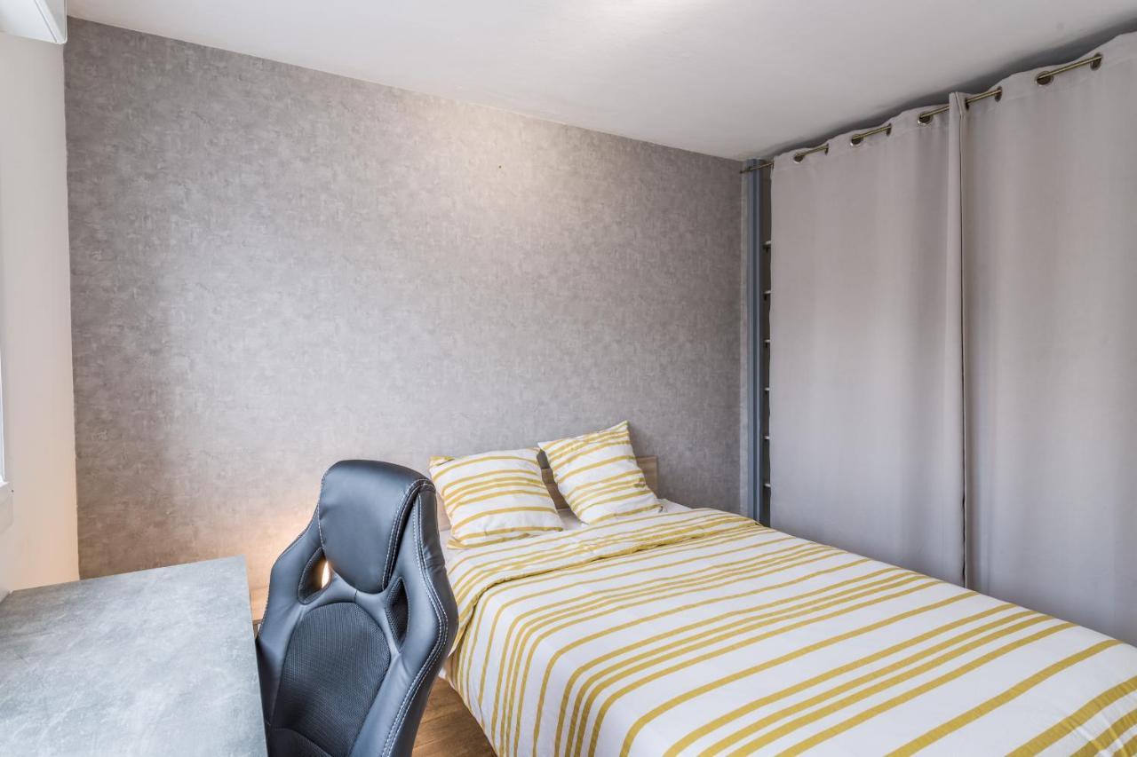 Saint-André-les-Vergers Spacieux Appartement - 6 Personnes - Parking Gratuit מראה חיצוני תמונה
